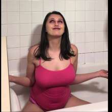 somedude82: Sirena Gets Chocolate Slopped for Valentine's Day