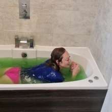 TheGungeZone: Storm's Messy Slime Bath