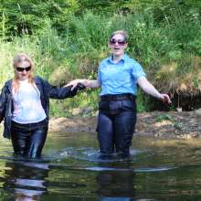 DungeonMasterOne: The Tureen Hunt: Into the river with Rosemary and Felicity!