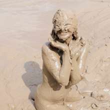 VioletVixen: Violet's First Time Mud Pics (Summer 2022)