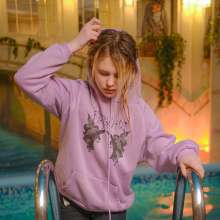 Wet Live Team: Alice Is Delighted with Getting Wet in Her Casual Outfit