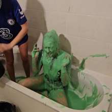 TheGungeZone: Alora's Messy Football Forfeit