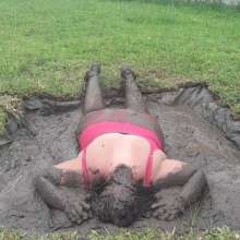 Darkabyss445: A Muddy Day for a Mud Slut