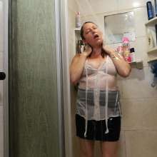Thefetishgirl: Business Shower