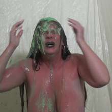 Big_Tits_Gunge: Dani Gets Green Slimed!
