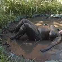 Darkabyss445: Darkabyss445 in Her Sexy Muddy Adventure