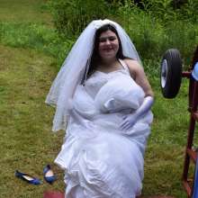 JD and Messy Andi: A Beautiful Bride Gets Dunked!