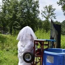 JD and Messy Andi: A Beautiful Bride Gets Dunked!