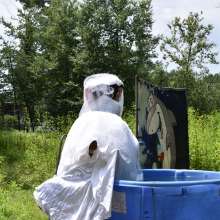 JD and Messy Andi: A Beautiful Bride Gets Dunked!