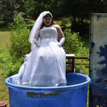 JD and Messy Andi: A Beautiful Bride Gets Dunked!