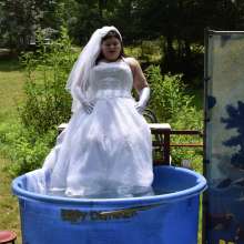 JD and Messy Andi: A Beautiful Bride Gets Dunked!