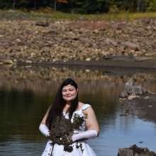 JD and Messy Andi: A Beautiful Bride in the Mud!