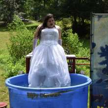 JD and Messy Andi: A Beautiful Bride Gets Dunked!