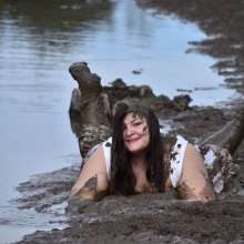 JD and Messy Andi: A Beautiful Bride in the Mud!