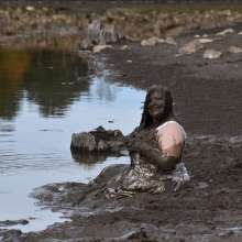JD and Messy Andi: A Beautiful Bride in the Mud!