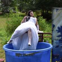 JD and Messy Andi: A Beautiful Bride Gets Dunked!