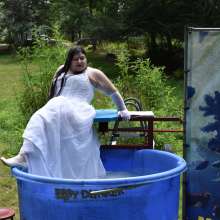 JD and Messy Andi: A Beautiful Bride Gets Dunked!