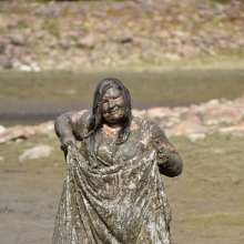 JD and Messy Andi: A Beautiful Bride in the Mud!
