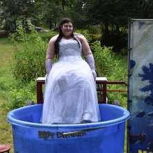 JD and Messy Andi: A Beautiful Bride Gets Dunked!