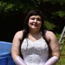 JD and Messy Andi: A Beautiful Bride Gets Dunked!