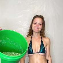 Slimed Models: Eliza Gets Fish Slimed