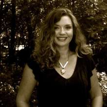 Bigshipper: Looking for Positive Vibes/Good Juju/Prayers, etc for Mrs. Bee