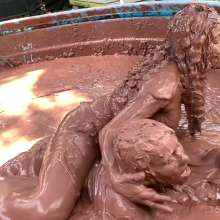 Messygirl: Jani Vs Zoey Mud Wrestling