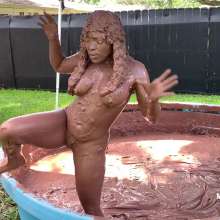 Messygirl: Jani Vs Zoey Mud Wrestling
