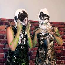 Slime Genesis: Larzstord and Daisy Lets Fate Decide Who Gets the Messiest!