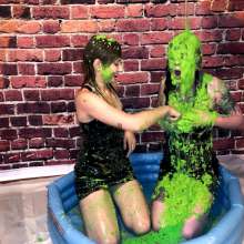 Slime Genesis: Larzstord and Daisy Lets Fate Decide Who Gets the Messiest!