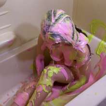 Miss Nicole: Messy Latina Meredith Is Slimed in the Tub