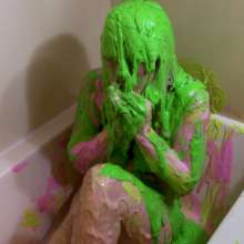 Miss Nicole: Messy Latina Meredith Is Slimed in the Tub