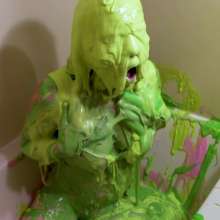 Miss Nicole: Messy Latina Meredith Is Slimed in the Tub
