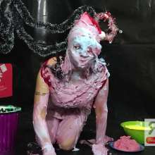 Ready2Wam Studio: Messy Christmas Edition: Monica