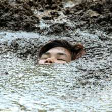 dlodoski: Laine Exploring Mucky Peat--Photos