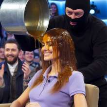 schneider: Mystery buckets gameshow