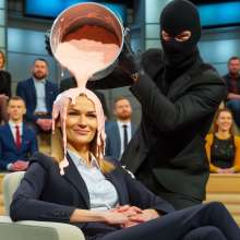 schneider: Mystery buckets gameshow