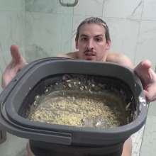 mhop: Sloppy Bucket Game, One Super Messy Bucket!