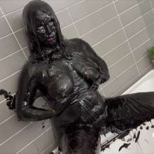 Messygirl: Sludge Covered Stephanie