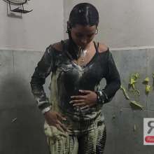 Ready2Wam Studio: Viviana Gets Wet After Her First Mess Ever