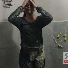 Ready2Wam Studio: Viviana Gets Wet After Her First Mess Ever