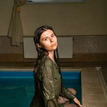 wet.look.me: Wetlook girl in sundress, tights, and sneakers | Wetlook.biz