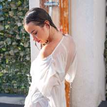wet.look.me: Wetlook girl in shower in white dress | Wetlook.biz