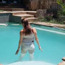 Thefetishgirl: All White in the Pool