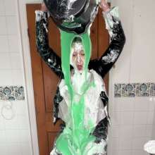 ErinMoore: Gunged in Leather on Gameshow