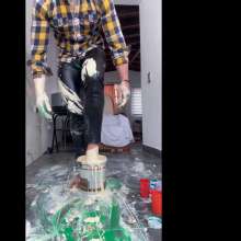 MessyGuys: Hot Hunk Cakes Himself and Covers in Creamy Mess