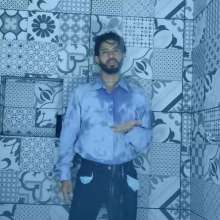 WETColours: Isaak in Long Shower in Jeans with Two Shirt Changes