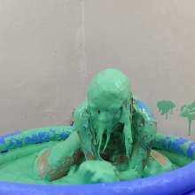 Ready2Wam Studio: Katty Messy Pool Challenge--Find the Coin