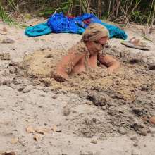 QS4Ever: Lucy Kitty in Beach Sand Trap