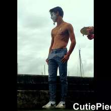 Cutiepied-production: Mattheoni 8 : Pied and Messed in Public